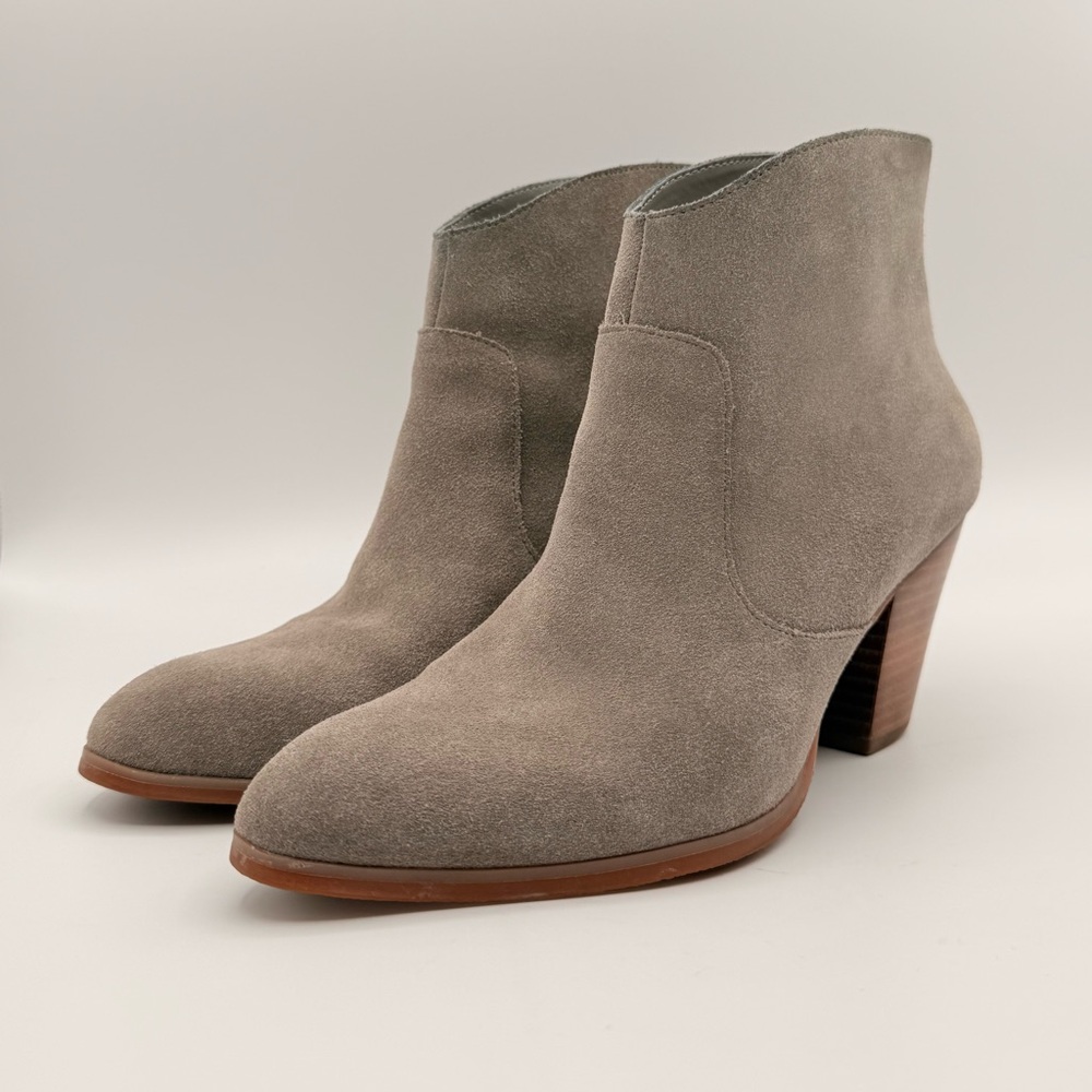 Tesori Taupe Suede Leather Ankle Boots Block Heel Zip Back Western Chic Size 8